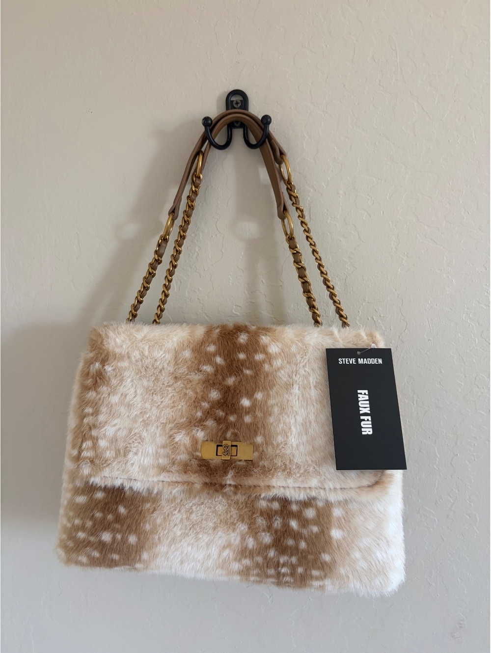 NWOT Viral Steve Madden deer print shoulder bag